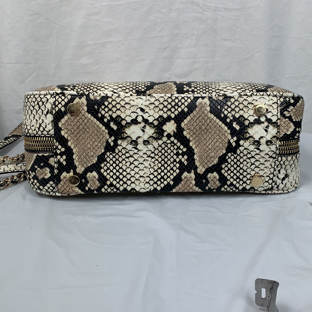 INC Purse Shoulder Bag Tan Vegan Snake Faux Reptile Large Chain Zippered Satchel - Picture 10 of 16